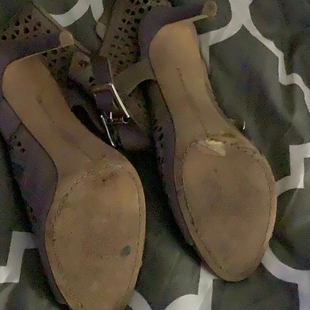 Shoes - Picture 2 of 3